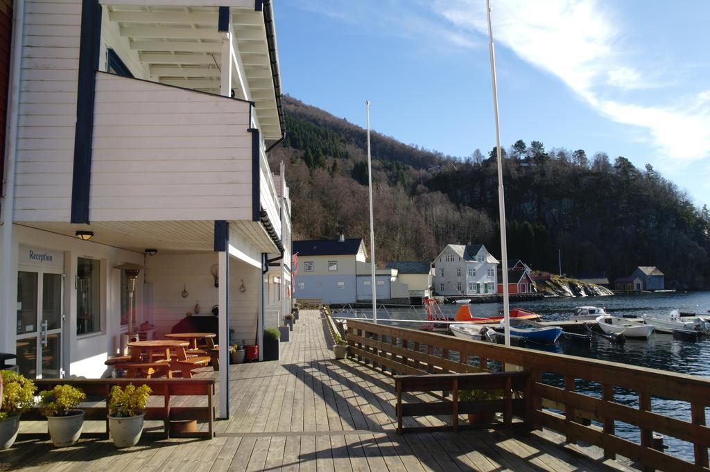Tysnes Sjo Og Fritid Aparthotel Uggdal Buitenkant foto
