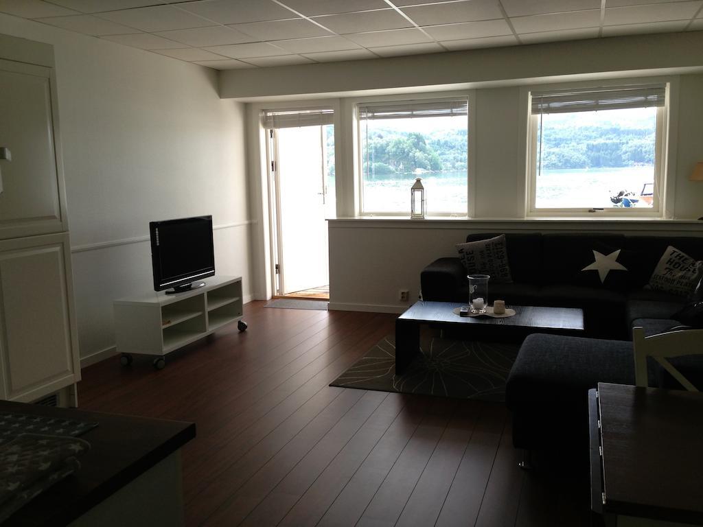 Tysnes Sjo Og Fritid Aparthotel Uggdal Kamer foto